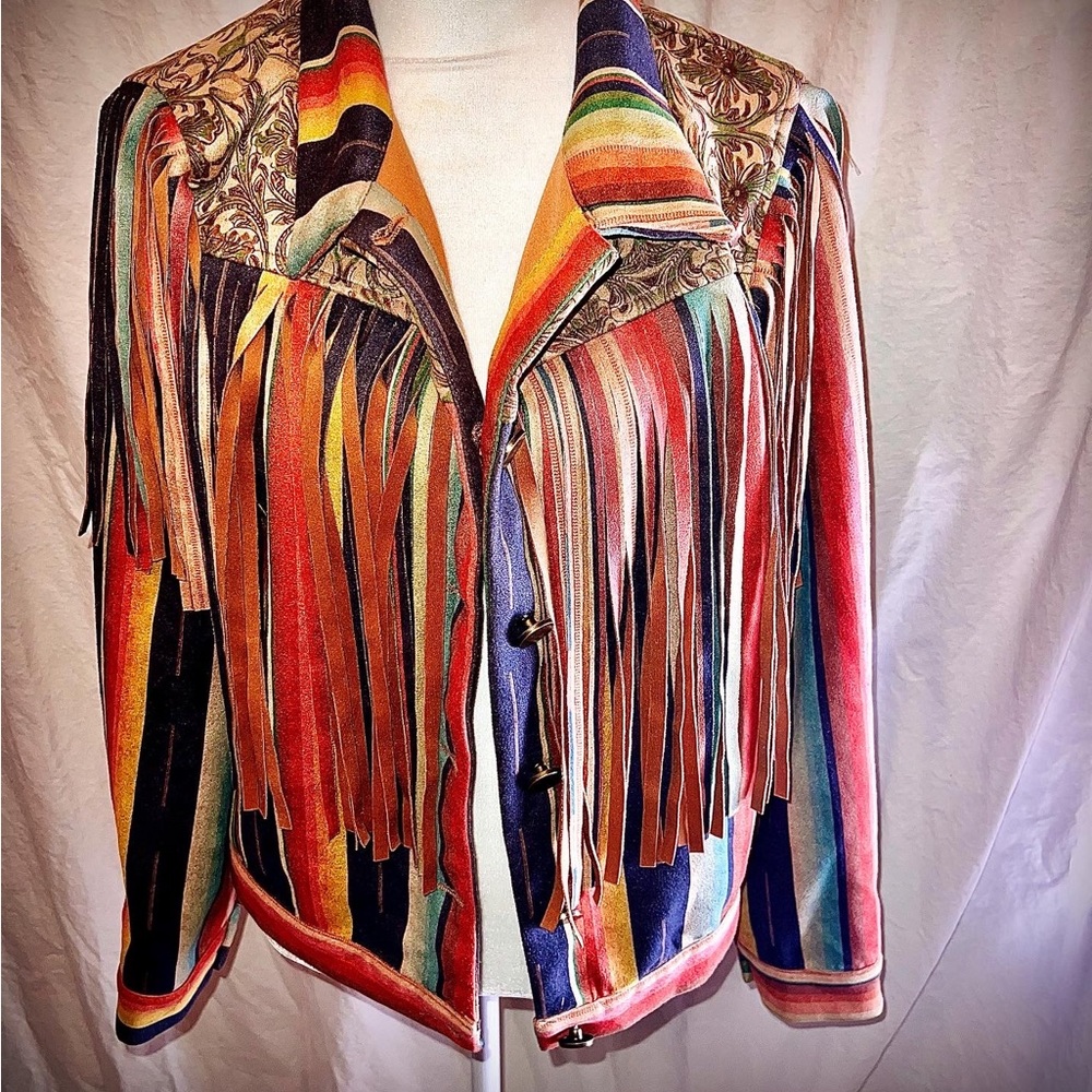 Fringe colored jacket